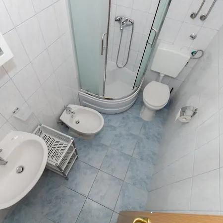 Apartment Miljko - 80 M From